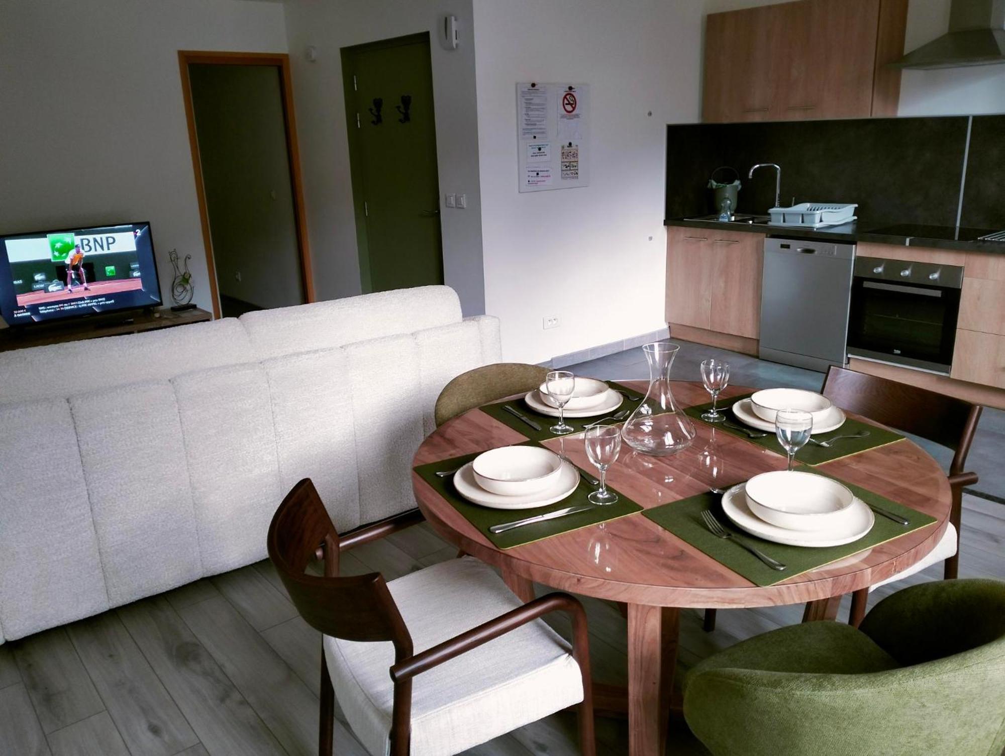 La Provence Vous Attend - 2Eme Etage Digne-les-Bains Kültér fotó